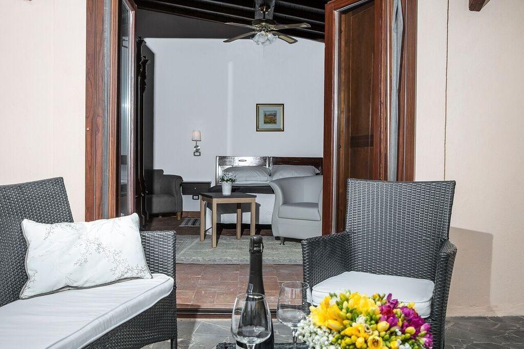 Casale San Pietro Bed & Breakfast Anagni Exterior photo