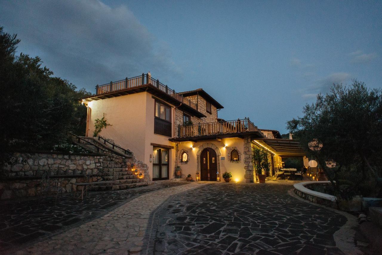 Casale San Pietro Bed & Breakfast Anagni Exterior photo